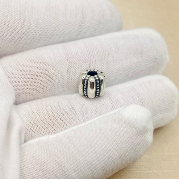 EUC Pandora 790446 Sterling Silver Crazy Clip - RETIRED - Picture 5 of 9